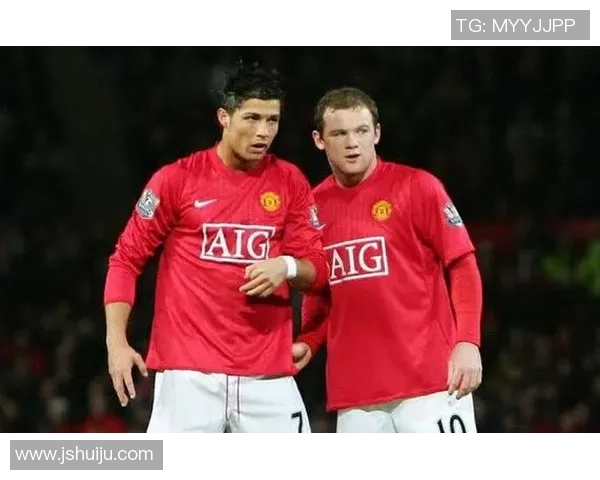 足球场上7号球星的传奇之路：从贝利到C罗的耀眼历程