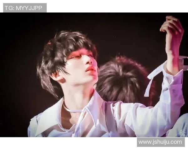 帅气足球球星集结,九宫格展示超燃瞬间,谁是你的心动之选 帅气足球球星集结,九宫格展示超燃瞬间,谁是你的心动之选